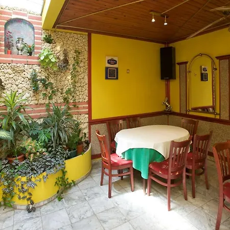 Family Flora Hotel Nesebar