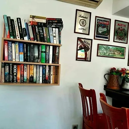 Family Flora Hotel 2*