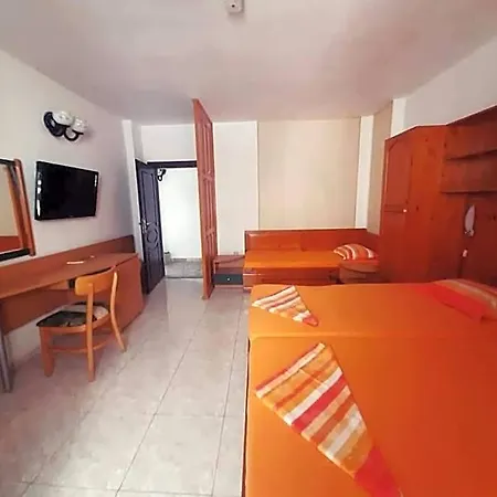Hotel Family Flora Nesebar